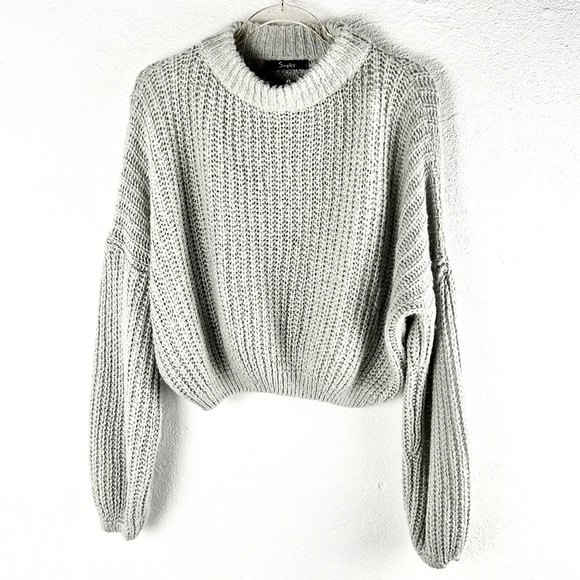 SIMPLEE | 🐰Light Gray Chunky Thick Knit Loose Cropped Oversize Sweater - Picture 6 of 13